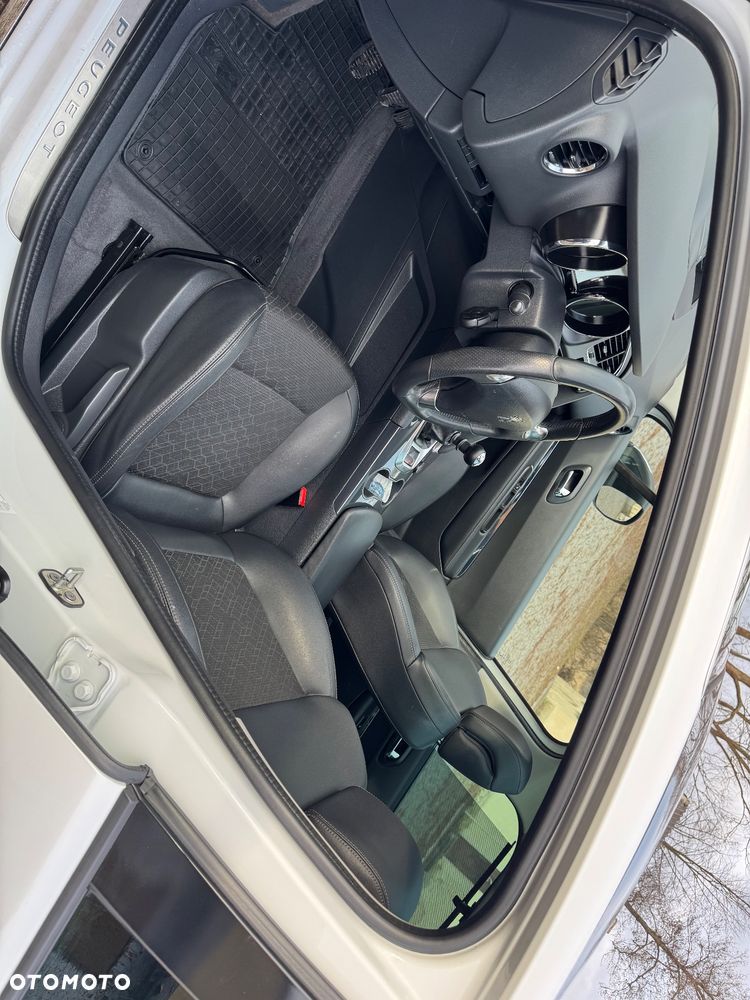 Peugeot 3008 BlueHDi 120 Stop & Start Active - 20