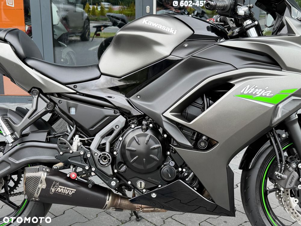 Kawasaki Ninja - 7
