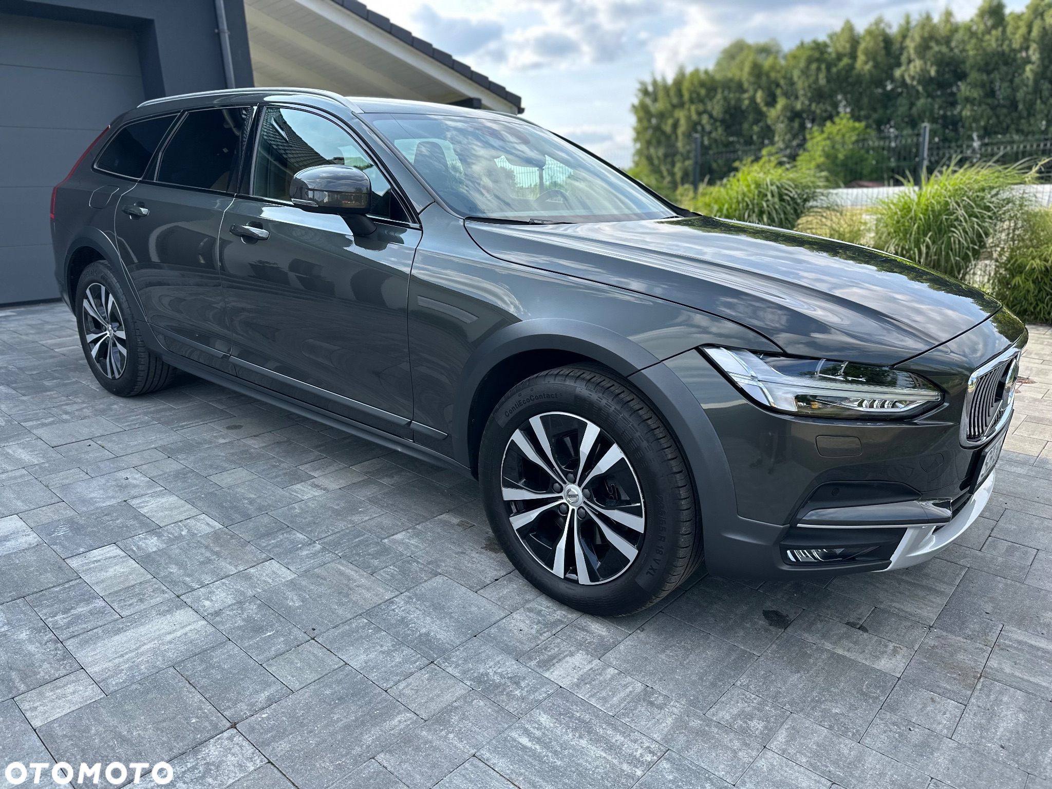 Volvo V90 Cross Country D4 AWD - 2