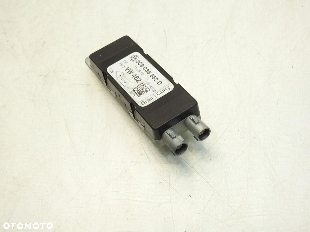 WZMACNIACZ ANTENY VW PASSAT B6 LIFT 3C9035552D - 7