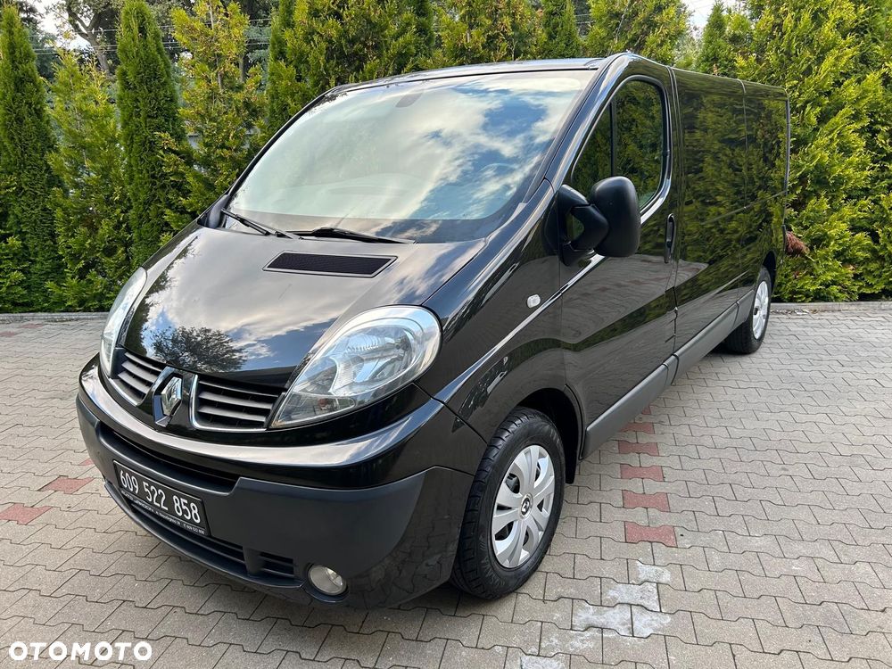 Renault Trafic - 1