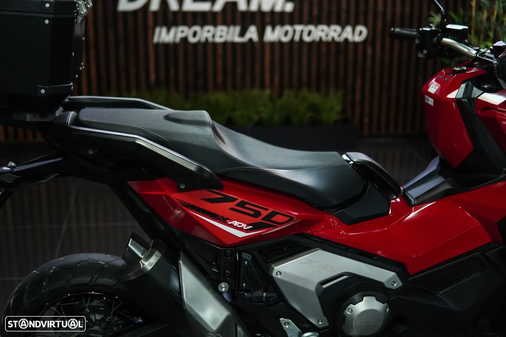 Honda X-ADV 750 - 19
