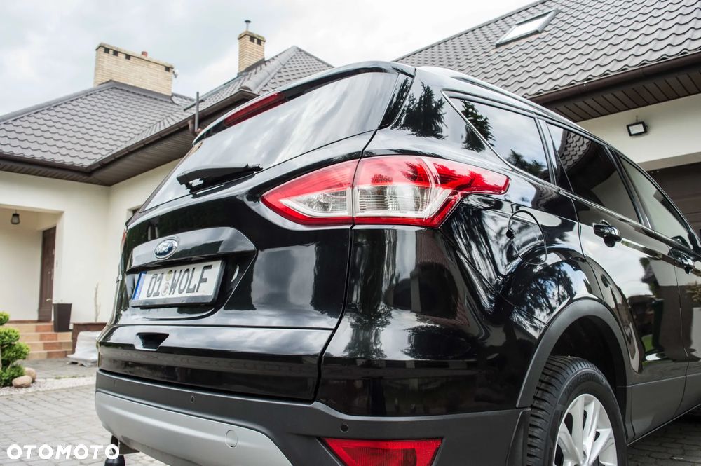 Ford Kuga 2.0 TDCi 2x4 Titanium - 9