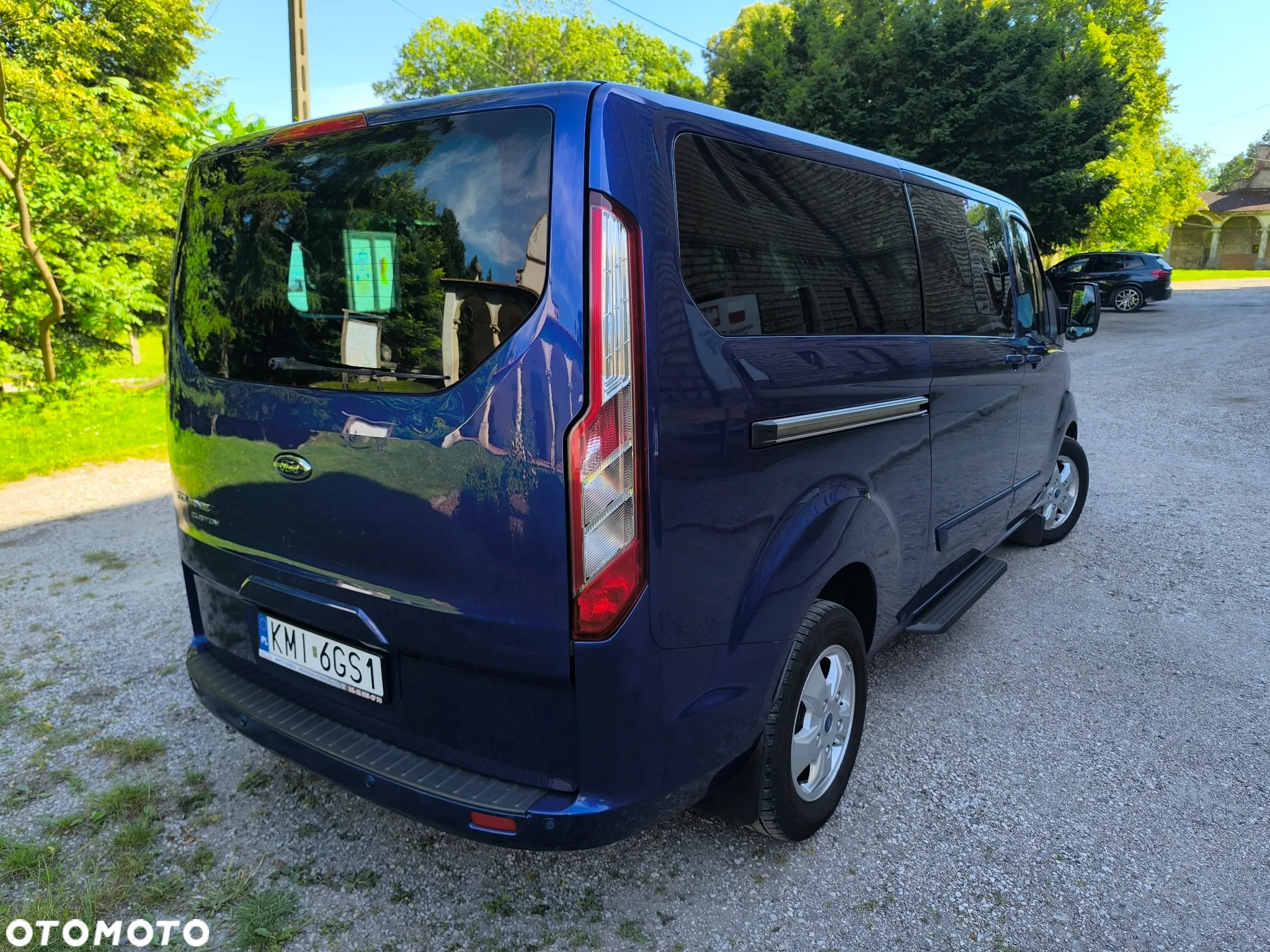 Ford Tourneo Custom 2.0 EcoBlue L2 Titanium - 4
