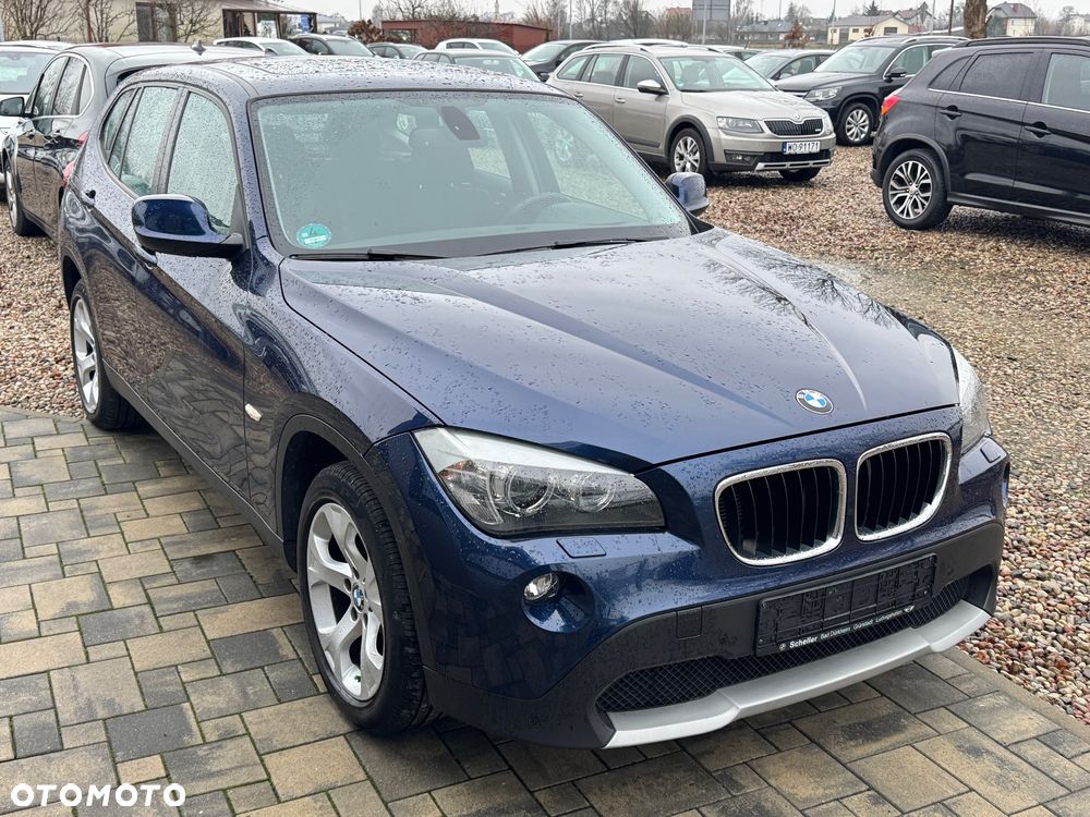 BMW X1 xDrive20i - 1