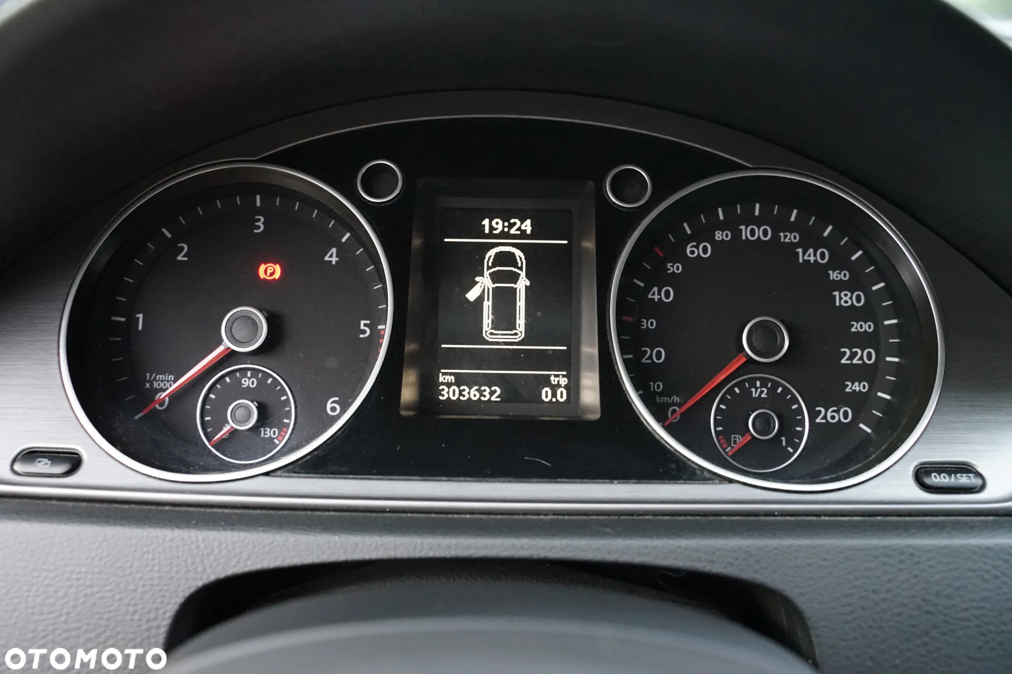 Volkswagen Passat - 29