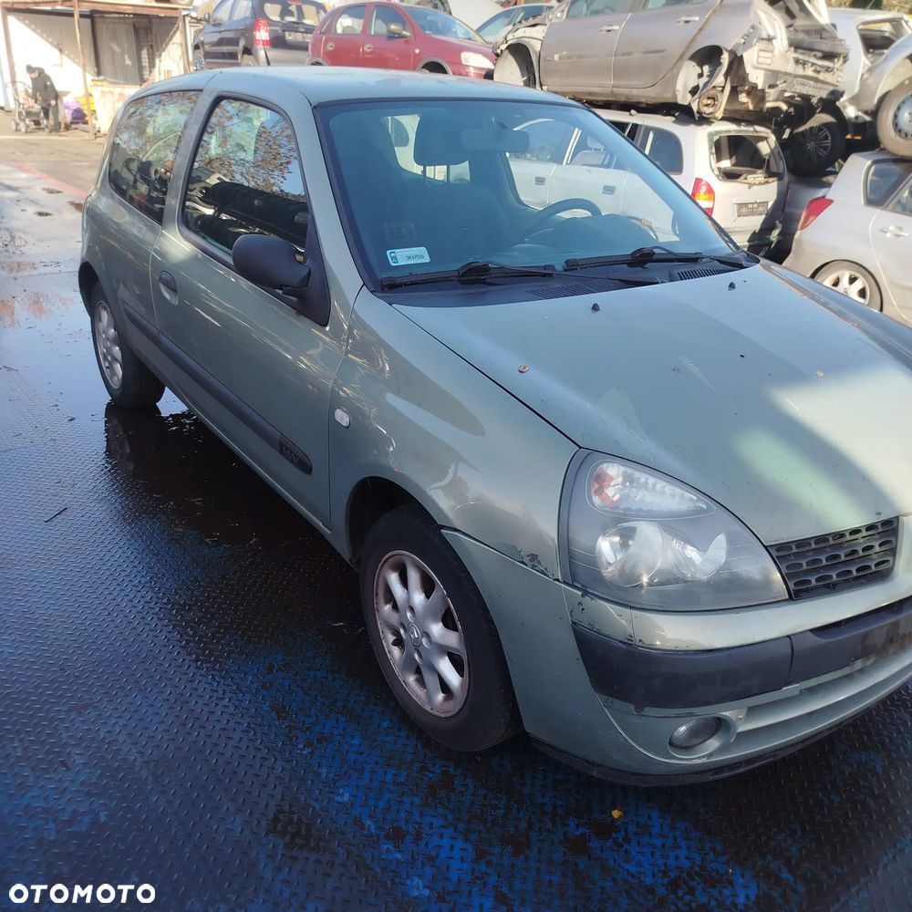 Renault Clio 2 na części. - 2