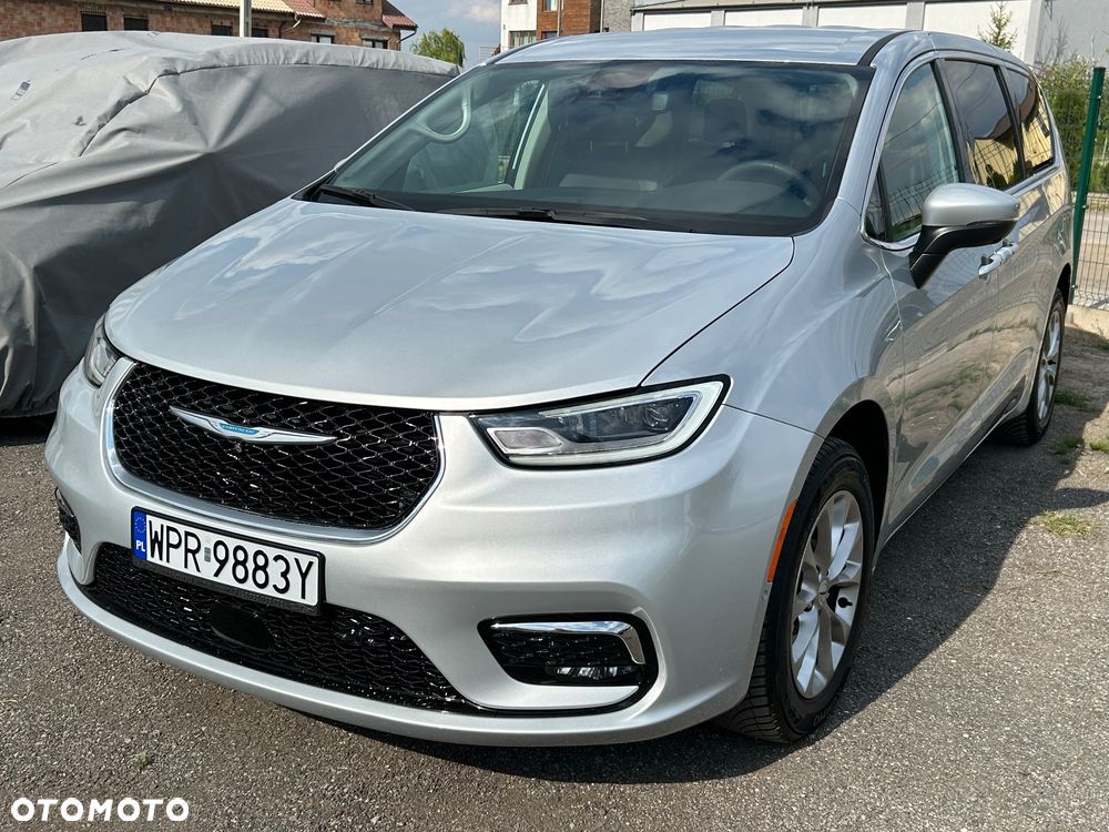 Chrysler Pacifica - 15