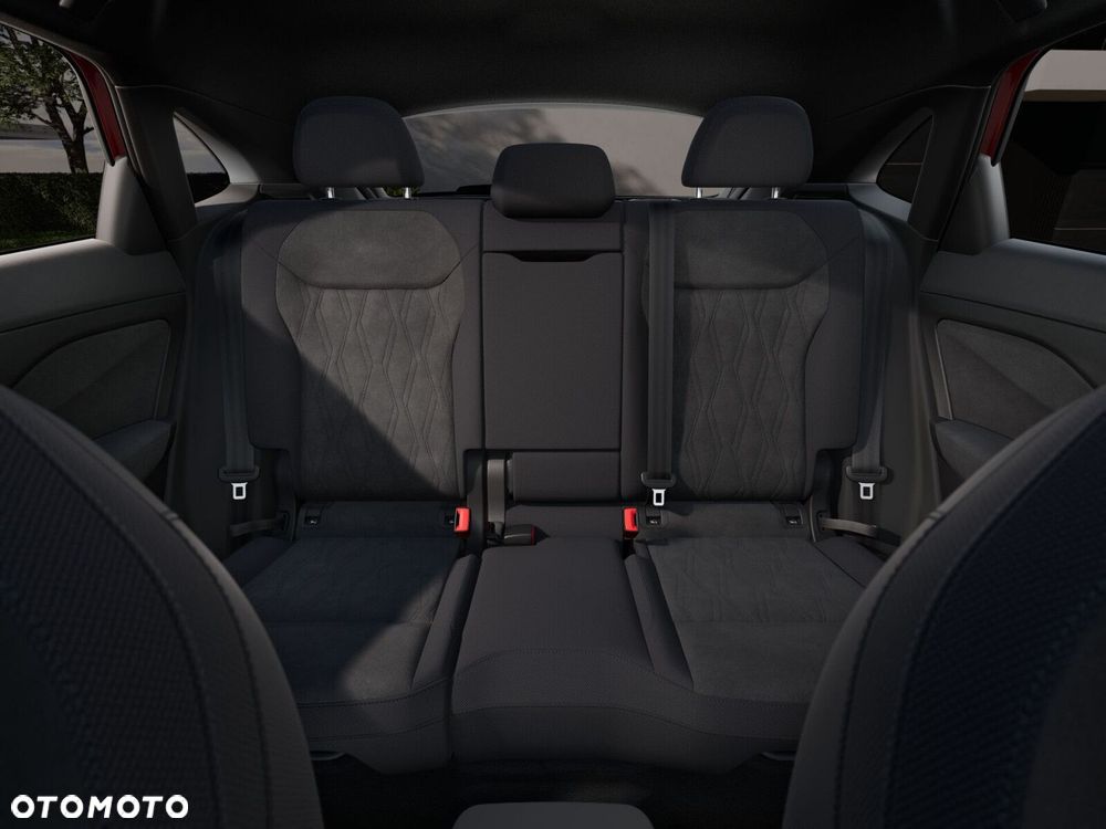 Audi Q3 Sportback - 8