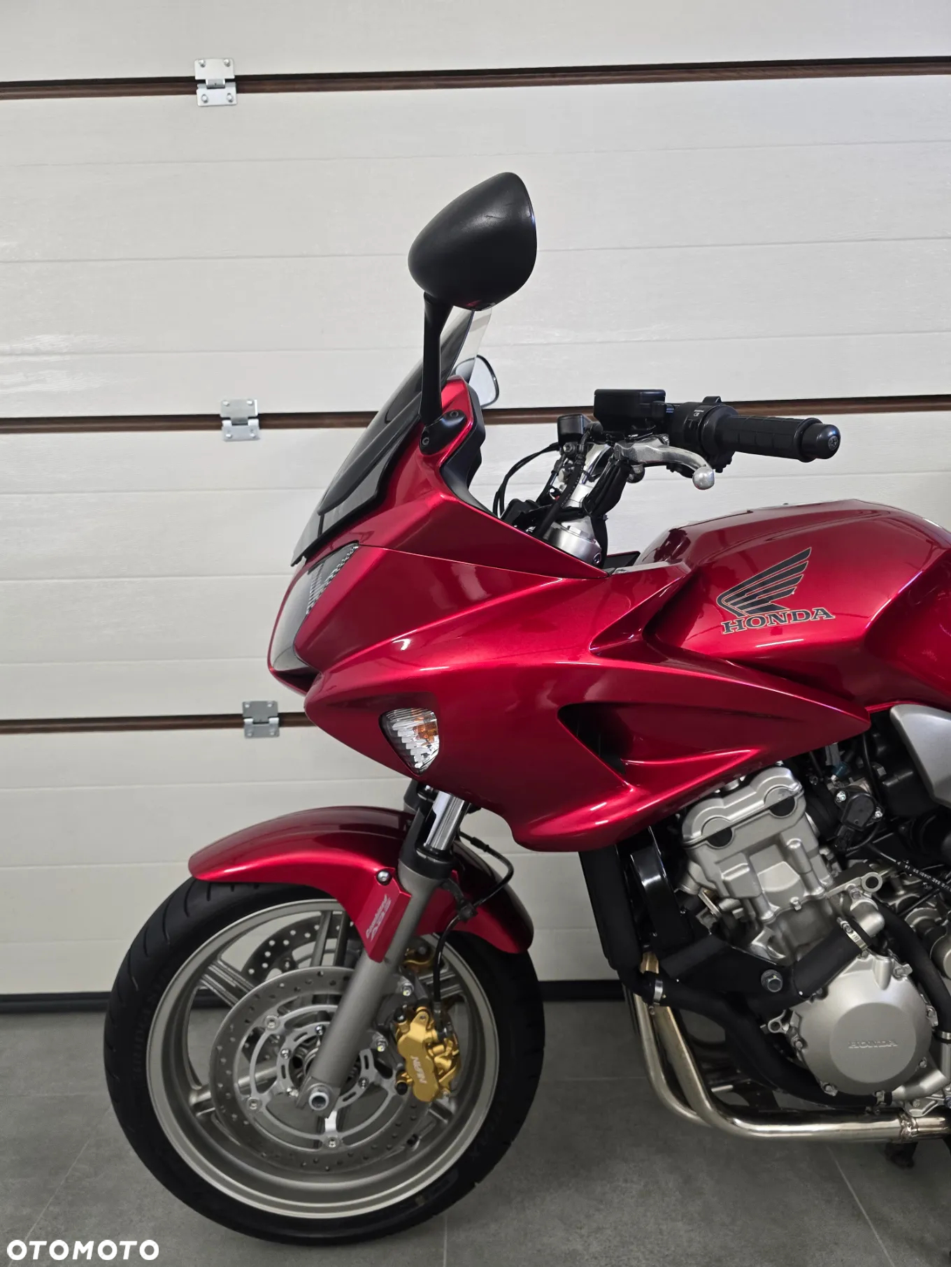 Honda CBF - 2