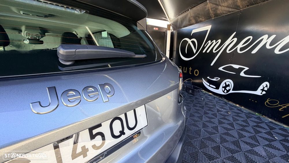 Jeep Avenger 1.2 T3 48V 4xe Hybrid eAWD Auto Upland - 32