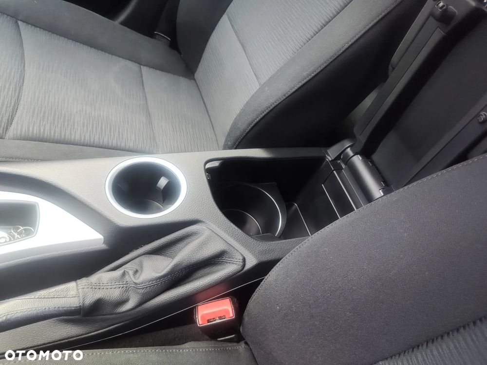 BMW X1 - 18