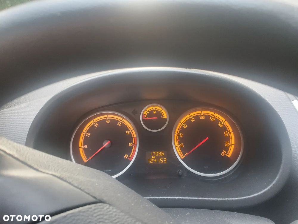 Opel Corsa - 6