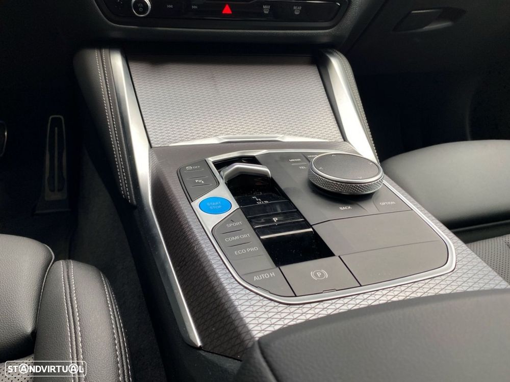 BMW i4 eDrive40 Pack Desportivo M Pro - 12