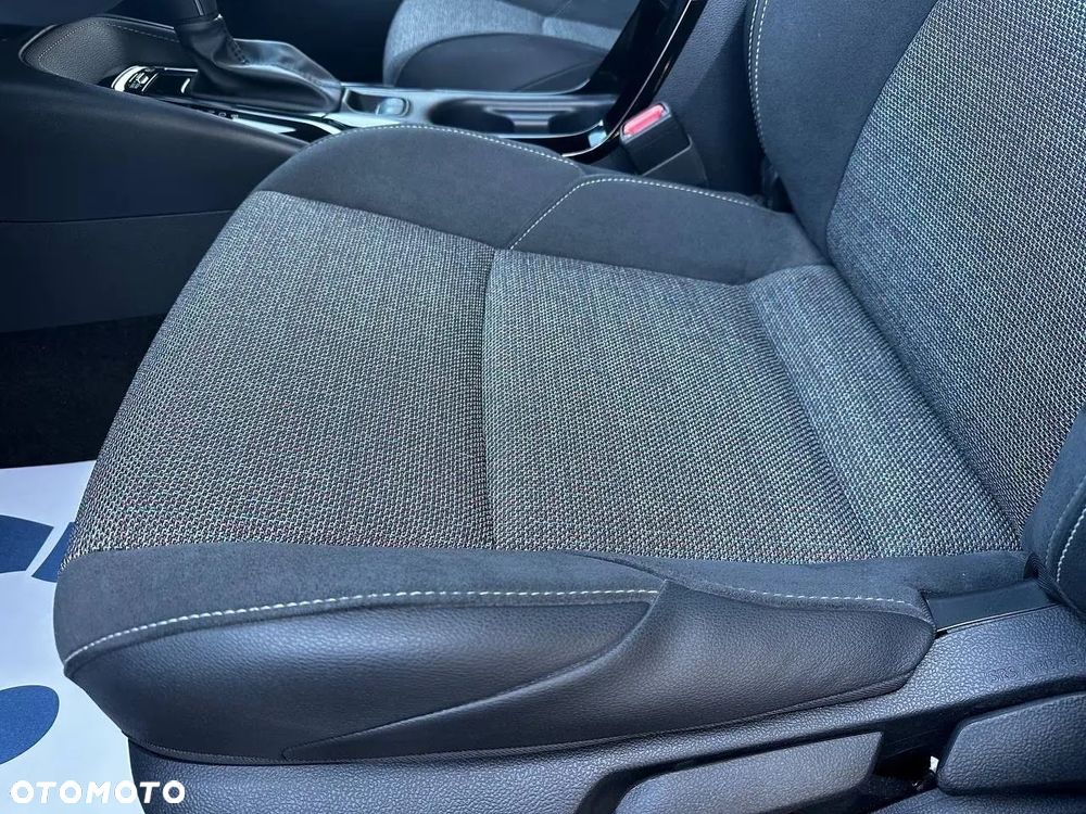 Toyota Corolla 1.8 Hybrid Executive - 20