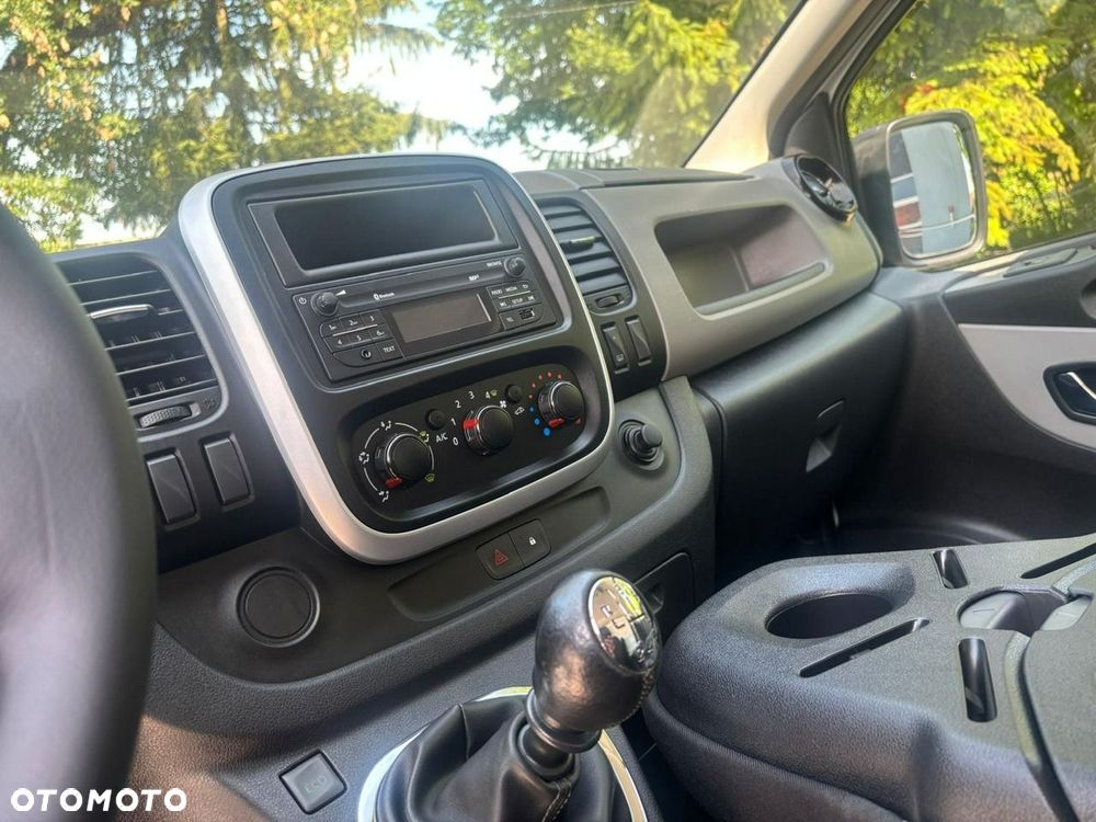 Renault Trafic - 15