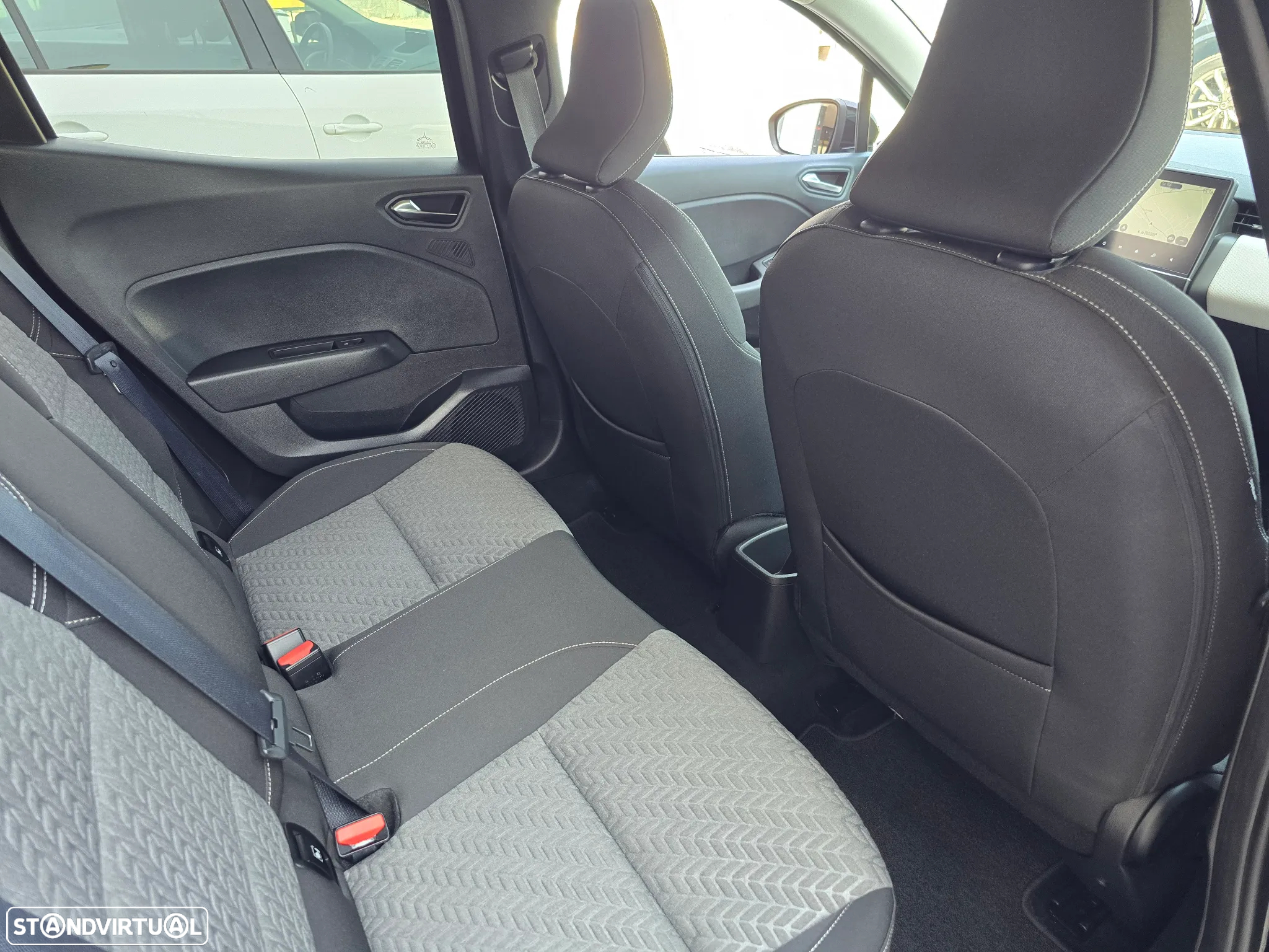 Renault Clio 1.5 Blue dCi Evolution - 17