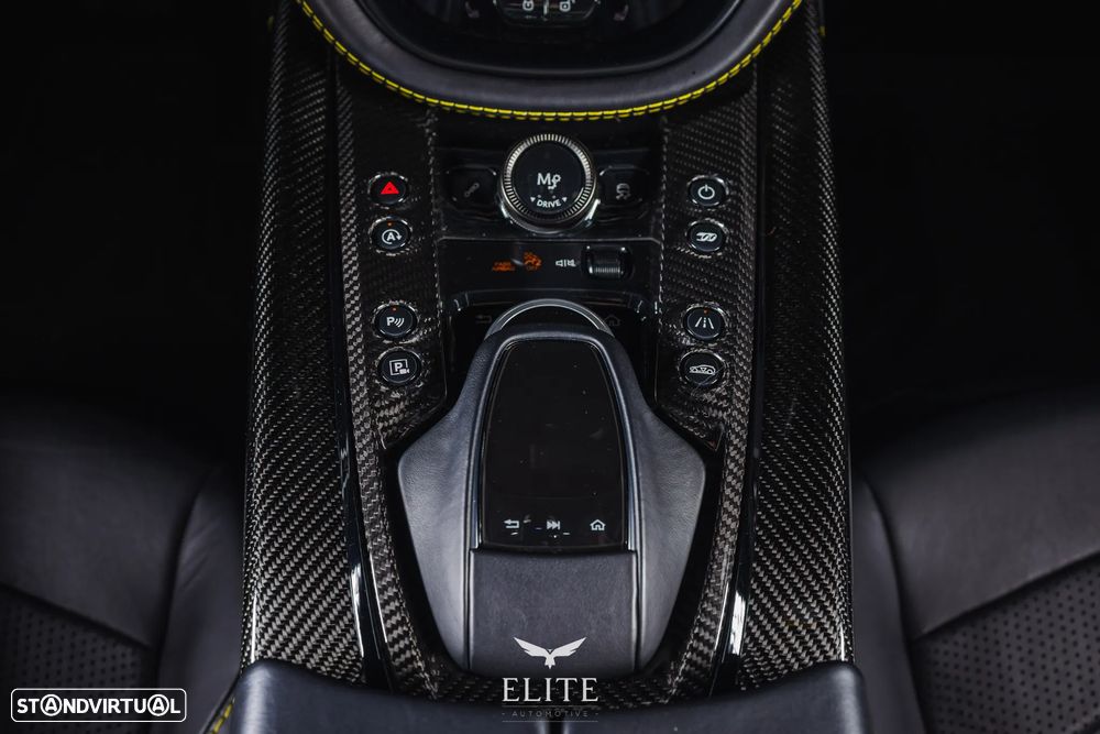 Aston Martin DBX 707 - 15