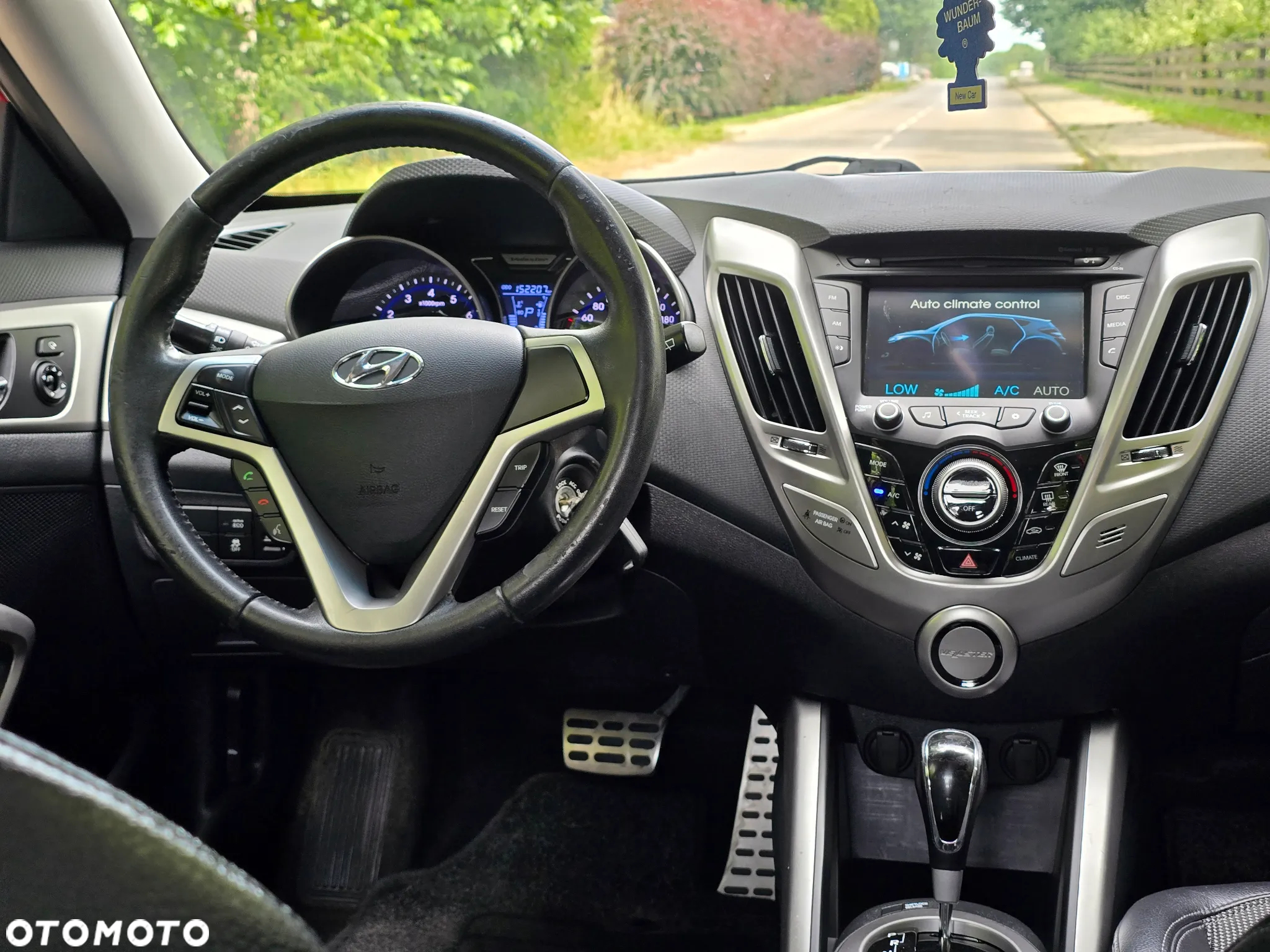 Hyundai Veloster 1.6 GDI Premium - 24