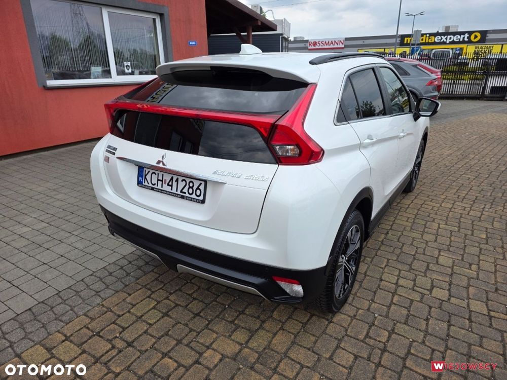 Mitsubishi Eclipse Cross - 10