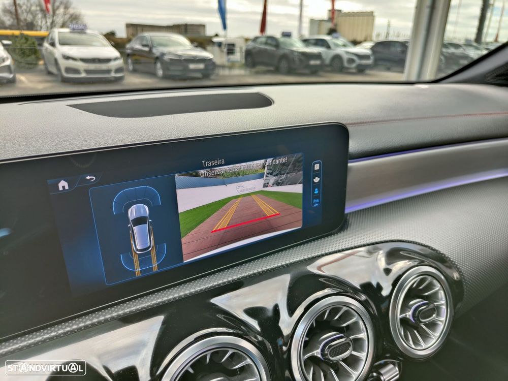 Mercedes-Benz CLA 180 d Shooting Brake AMG Line Aut. - 46