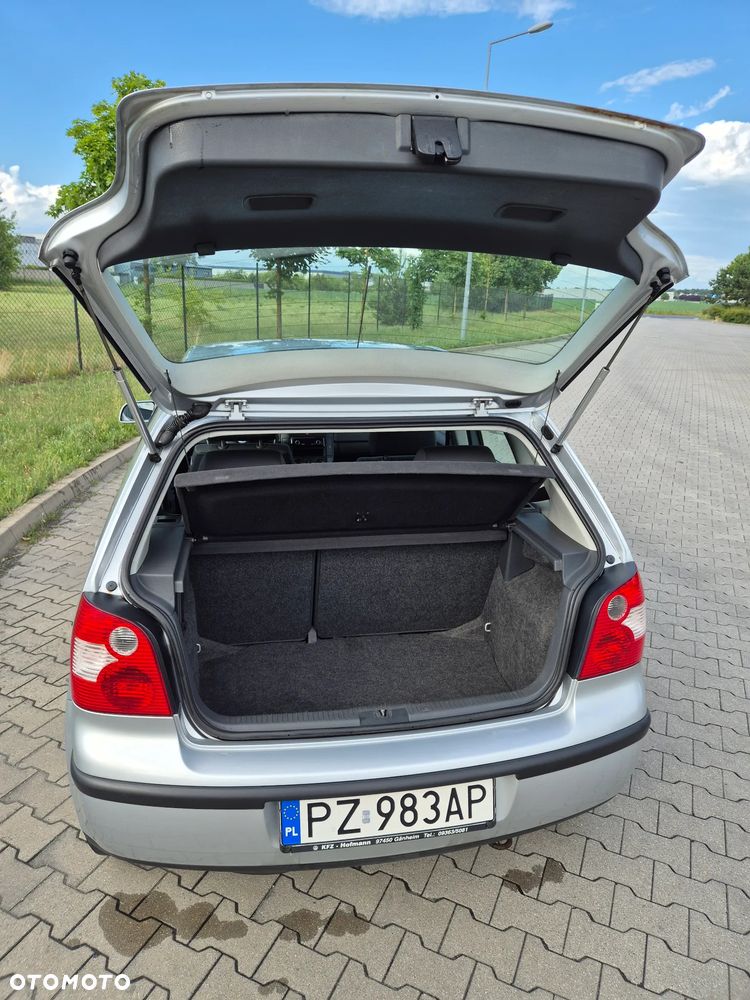 Volkswagen Polo 1.4 16V Comfortline - 7
