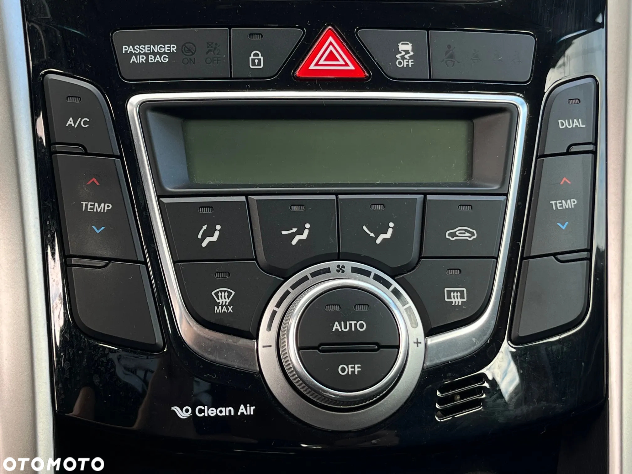 Hyundai i30 1.6 CRDi Comfort - 23
