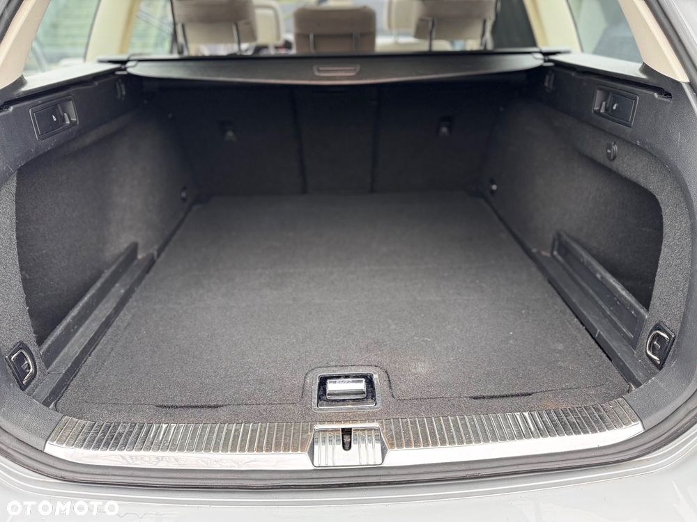 Volkswagen Passat 2.0 TDI SCR (BlueMotion Technology) DSG Comfortline - 26