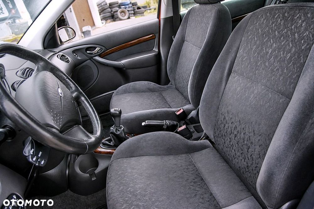 Ford Focus - 15