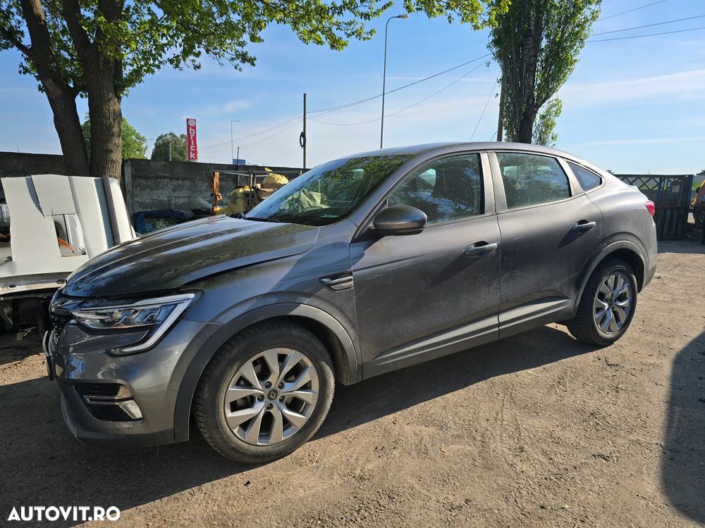 Renault Arkana - 2
