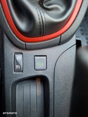 Renault Clio Energy dCi 110 Start & Stop INTENS - 24