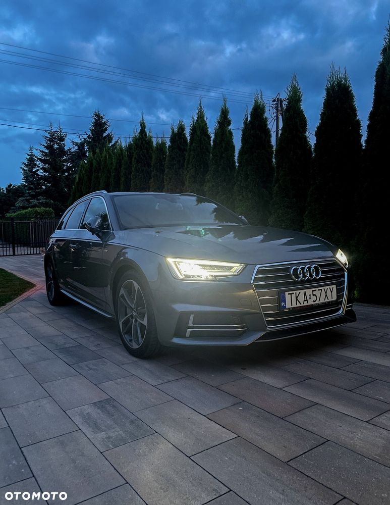 Audi A4 Avant 2.0 TDI Design S tronic - 1