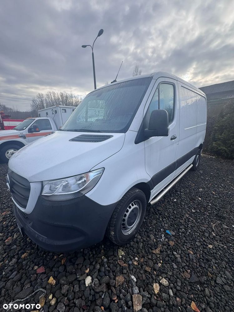 Mercedes-Benz Sprinter - 5