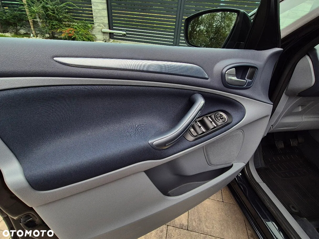 Ford S-Max - 19