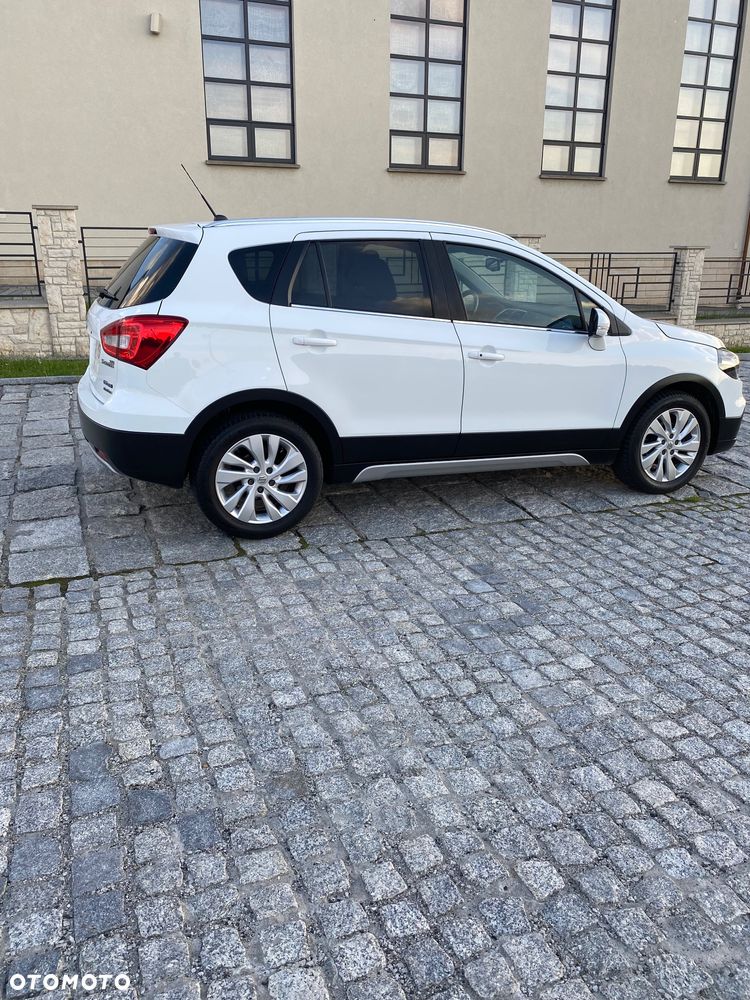 Suzuki SX4 S-Cross 1.4 Boosterjet Hybrid Allgrip Comfort+ - 4
