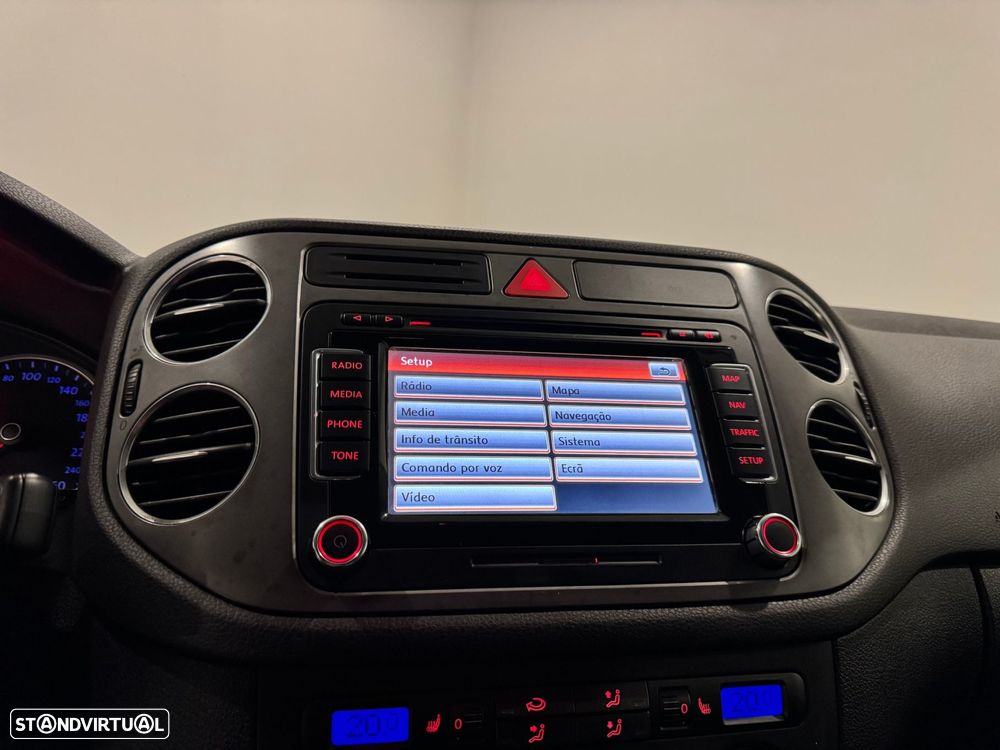 VW Tiguan 2.0 TDI Sport 4Motion - 34