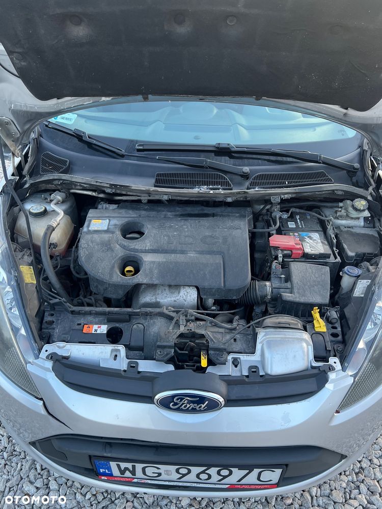 Ford Fiesta 1.4 TDCi Ambiente - 7