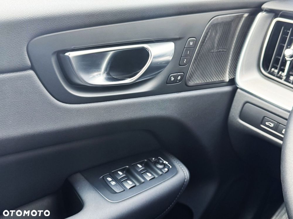 Volvo XC 60 - 34