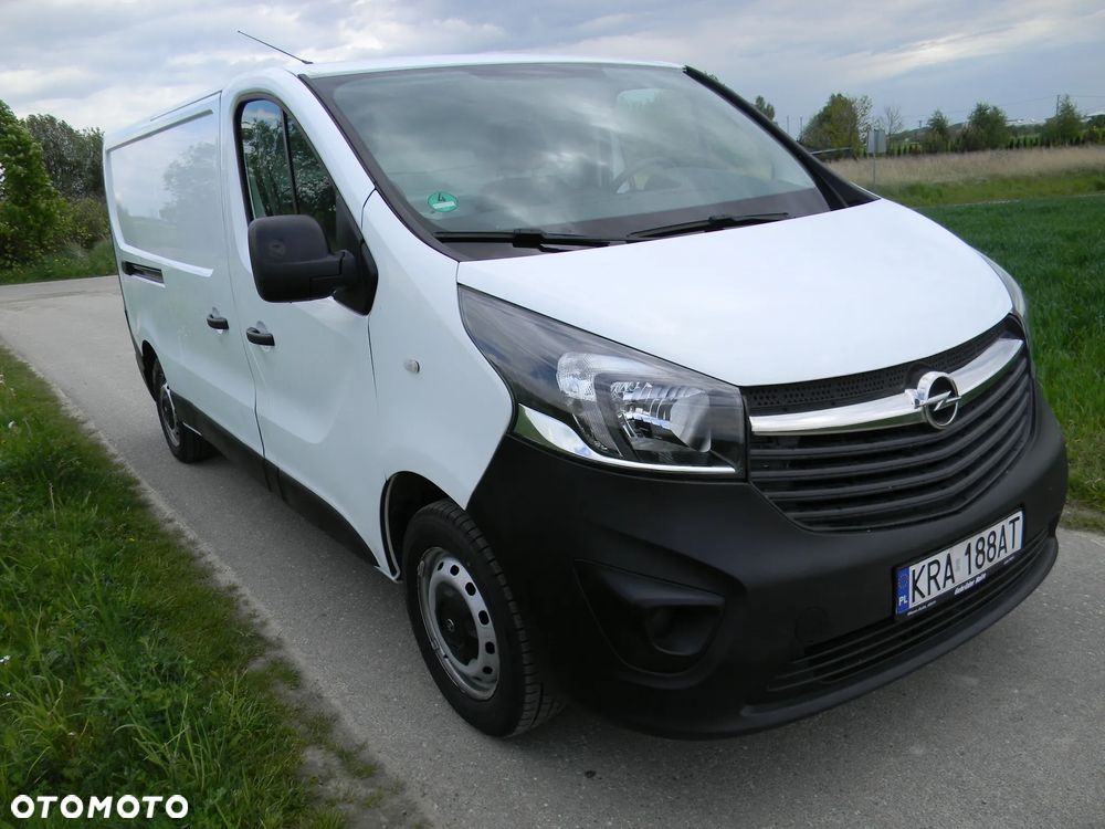Opel Vivaro - 2