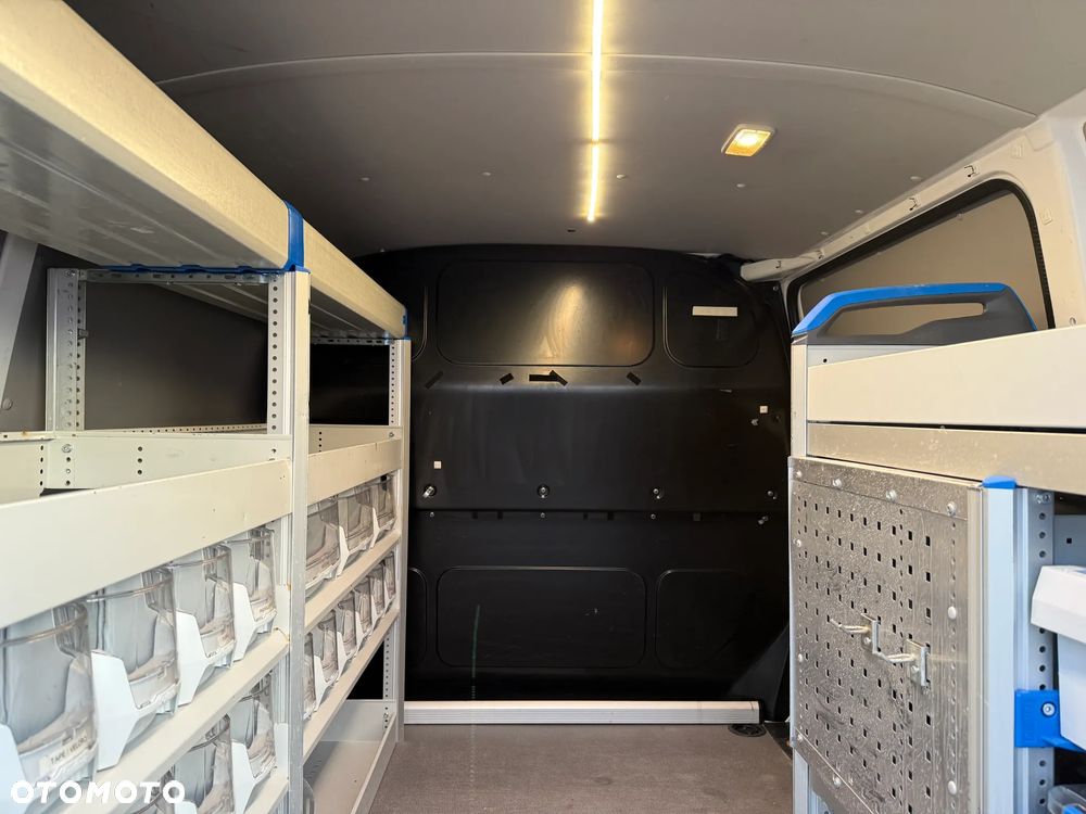 Volkswagen Transporter T6 L1H1 Warsztat SORTIMO - 29