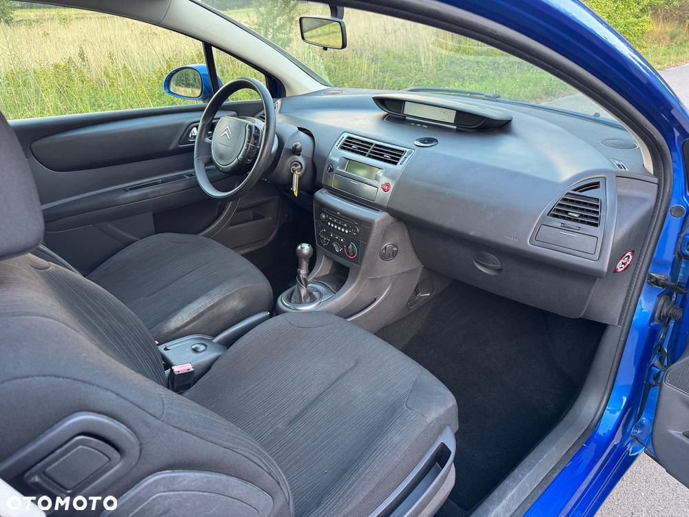 Citroën C4 1.4 16V X - 9