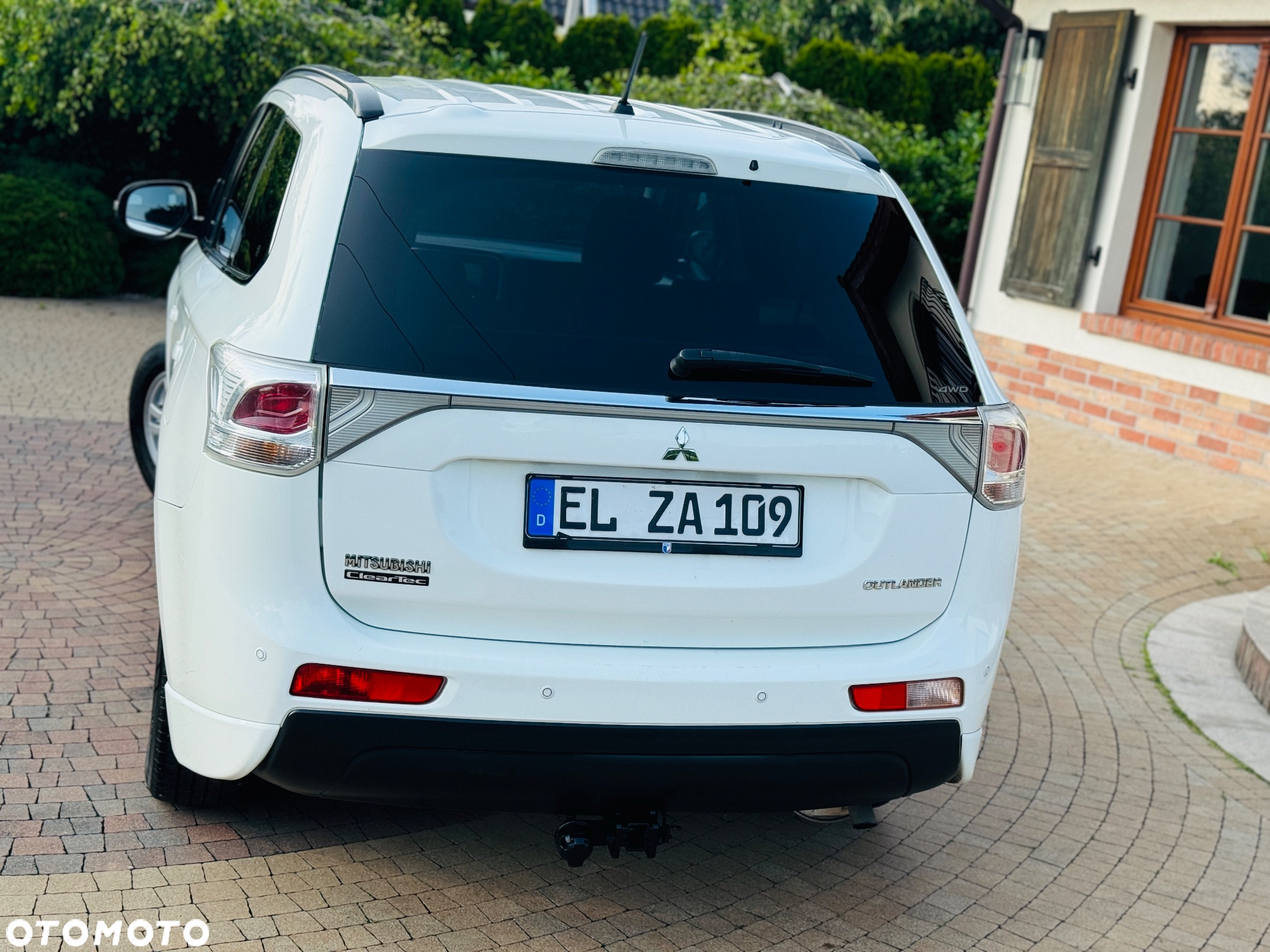 Mitsubishi Outlander 2.0 Intense + Navi 4WD CVT - 16