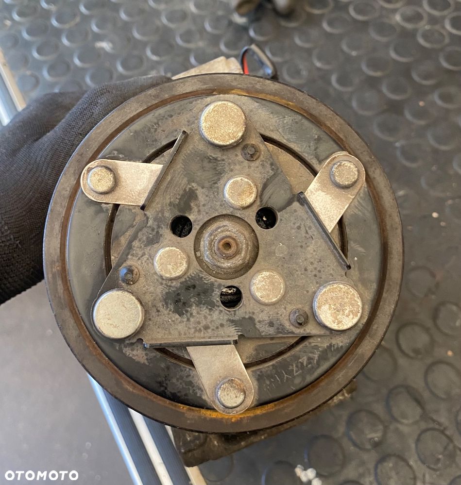 Renault Megane IV Tallisman Scenic DACIA DUSTER 1 I 2 II 1.6 16V sce 1.3 tce POMPA KOMPRESOR SPRĘŻARKA KLIMATYZACJI 926001268R - 8