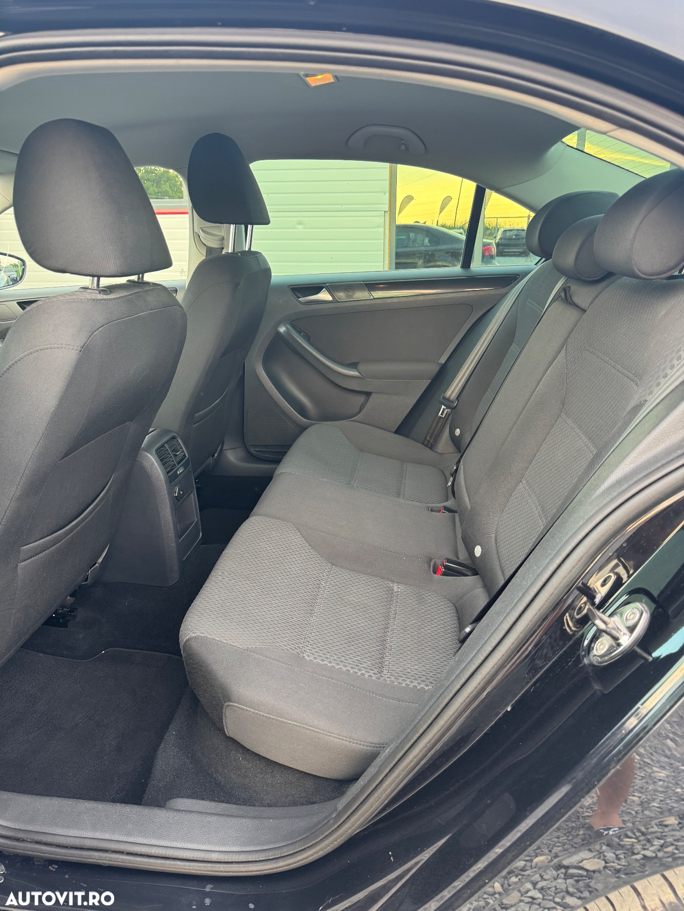 Volkswagen Caddy 1.6 TDI BlueMotion Comfortline - 11