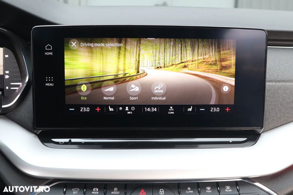 Skoda Octavia Combi 2.0 TDI First Edition - 17