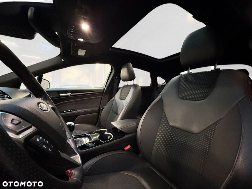 Ford Mondeo 1.5 EcoBoost ST-Line X - 18