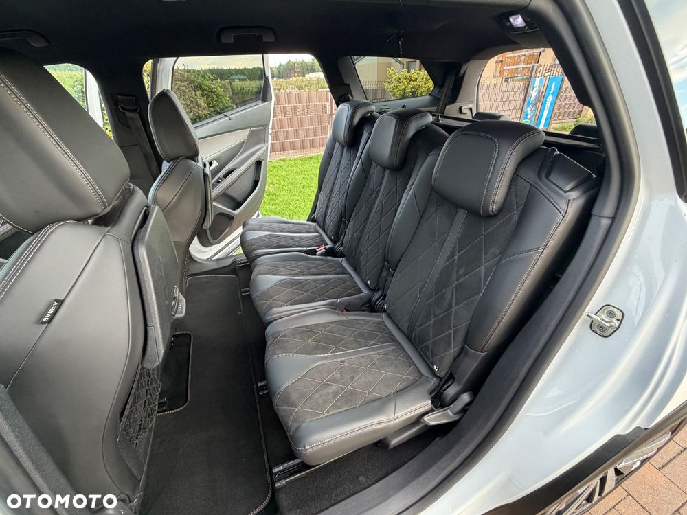 Peugeot 5008 - 32