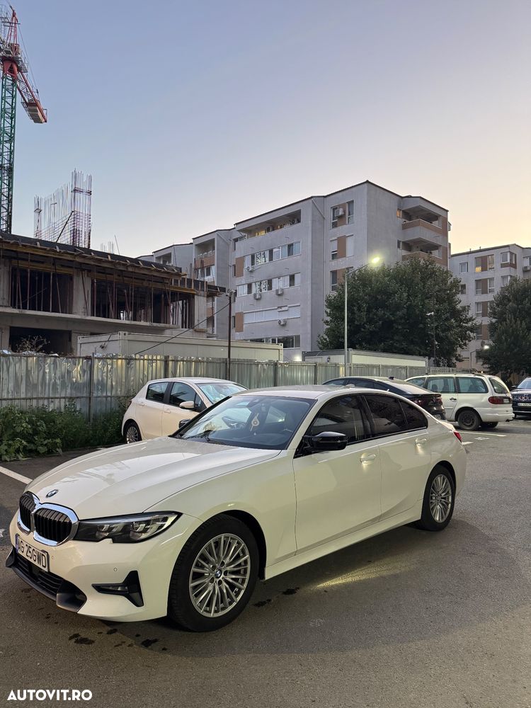 BMW Seria 3 320d Aut. Sport Line - 2