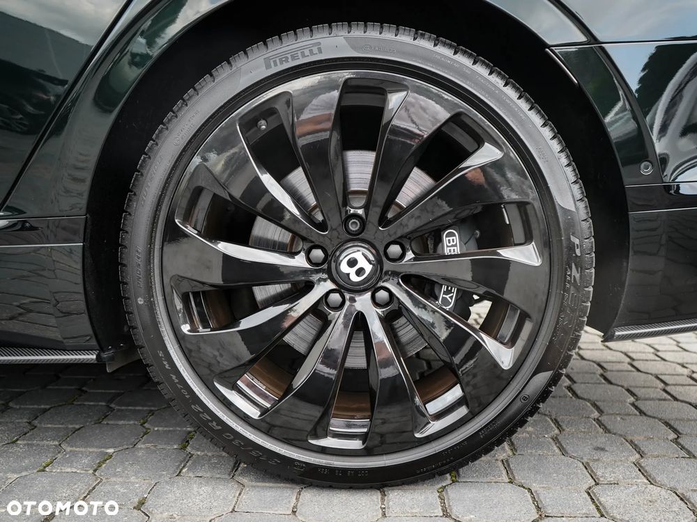 Bentley Flying Spur - 13
