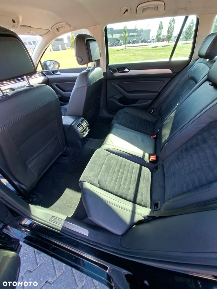 Volkswagen Passat - 6